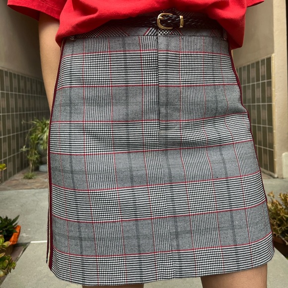 Le Lis Dresses & Skirts - 90s style plaid skirt